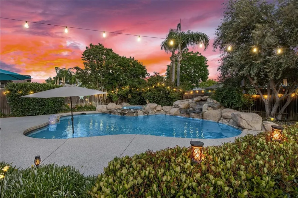 14005 Austin Creek Avenue Bakersfield, CA 93314
