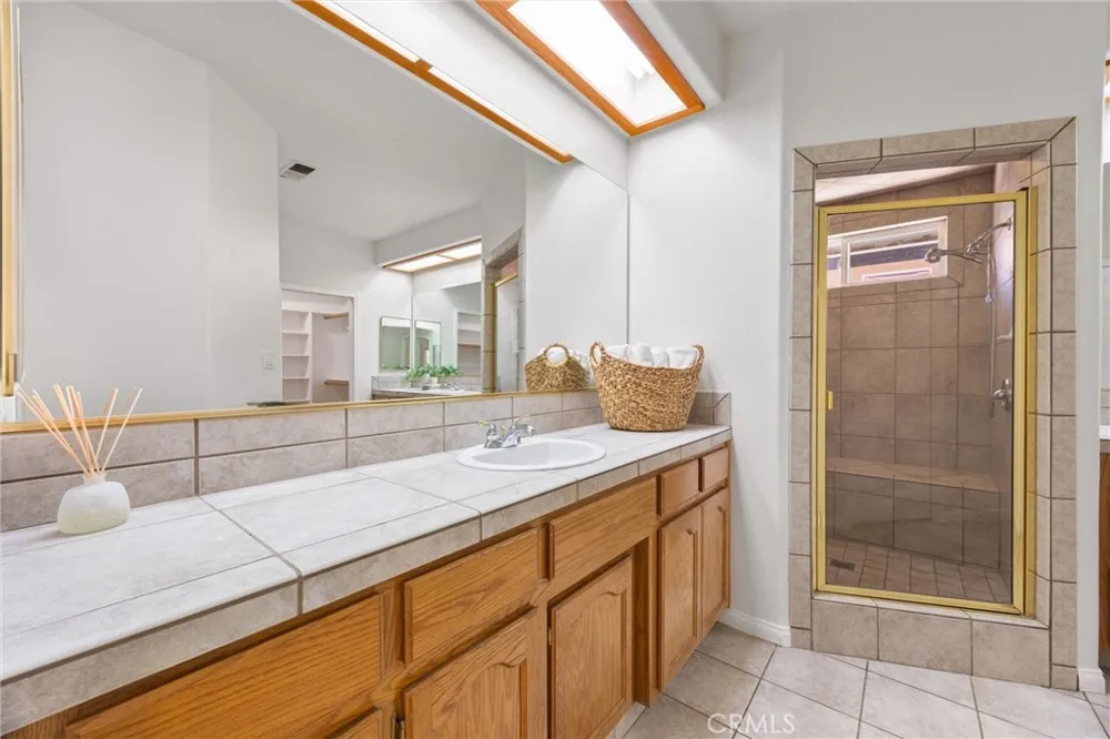 14005 Austin Creek Avenue Bakersfield, CA 93314