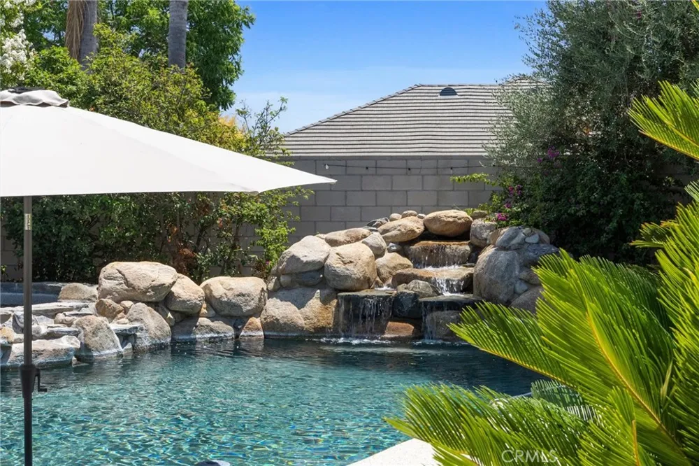 14005 Austin Creek Avenue Bakersfield, CA 93314