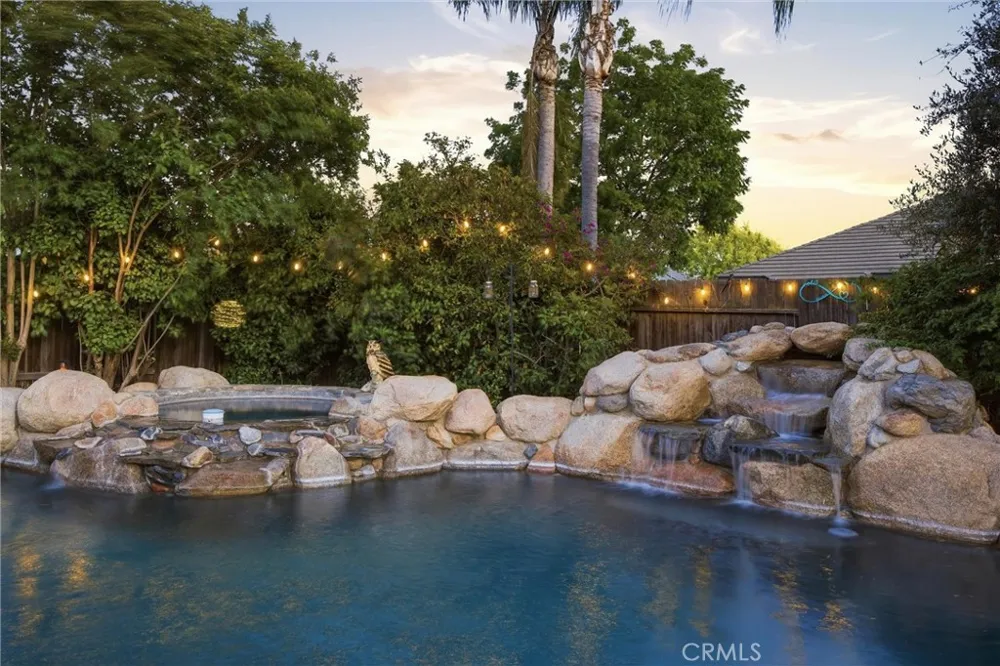 14005 Austin Creek Avenue Bakersfield, CA 93314