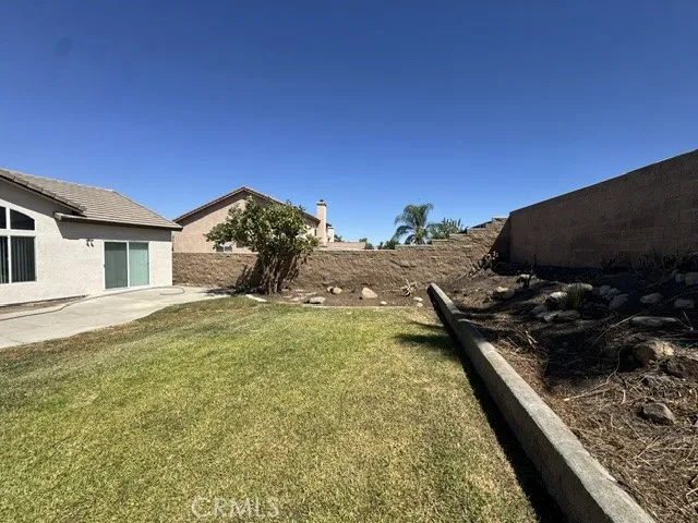 805 Alpine Court Lake Elsinore, CA 92530