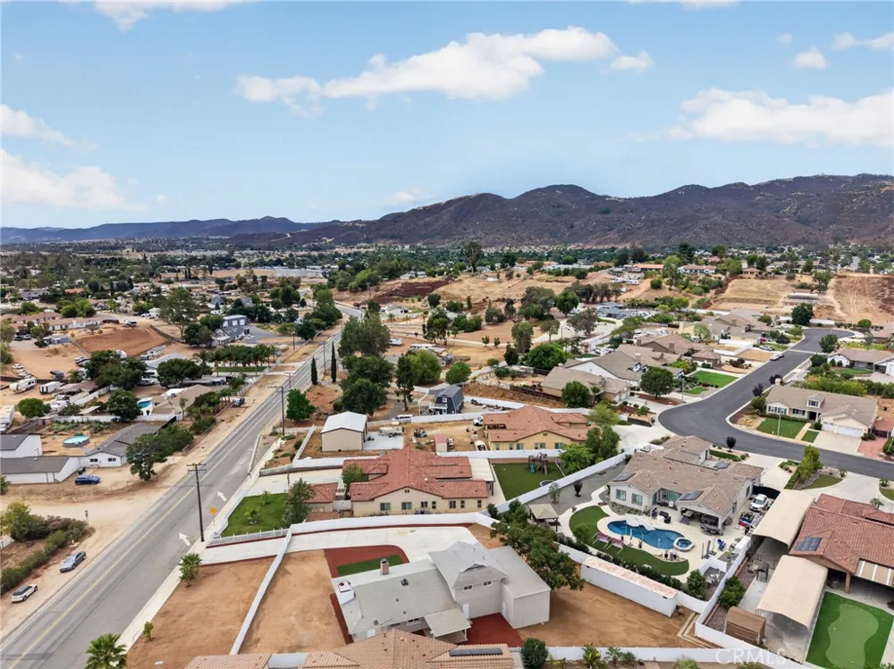 34915 Orange Wildomar, CA 92595