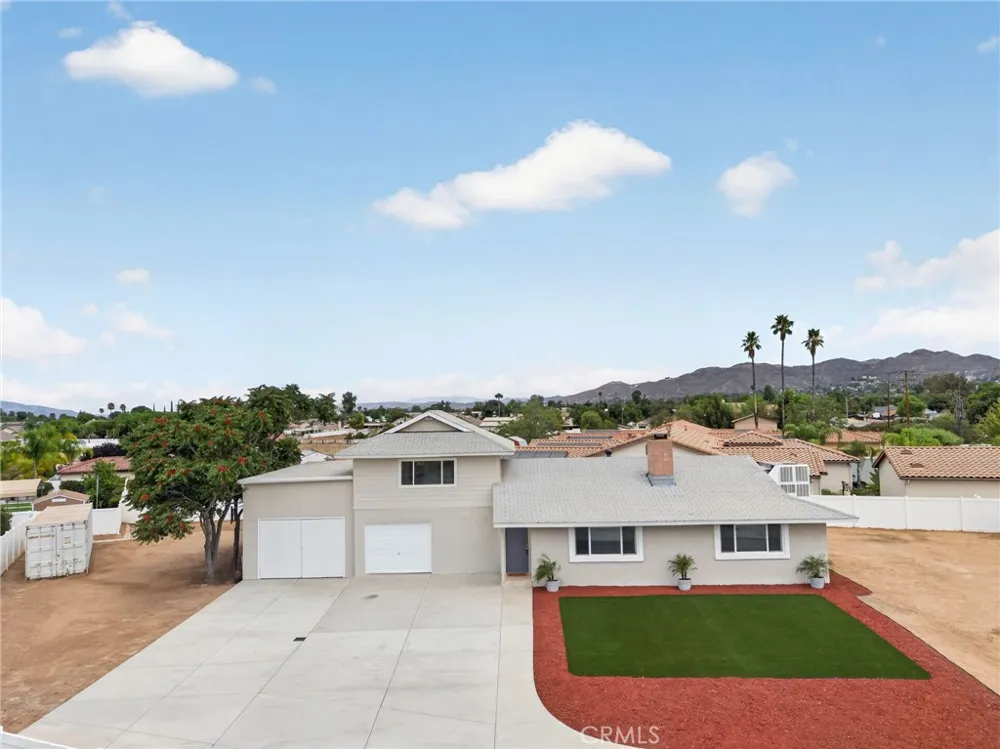 34915 Orange Wildomar, CA 92595