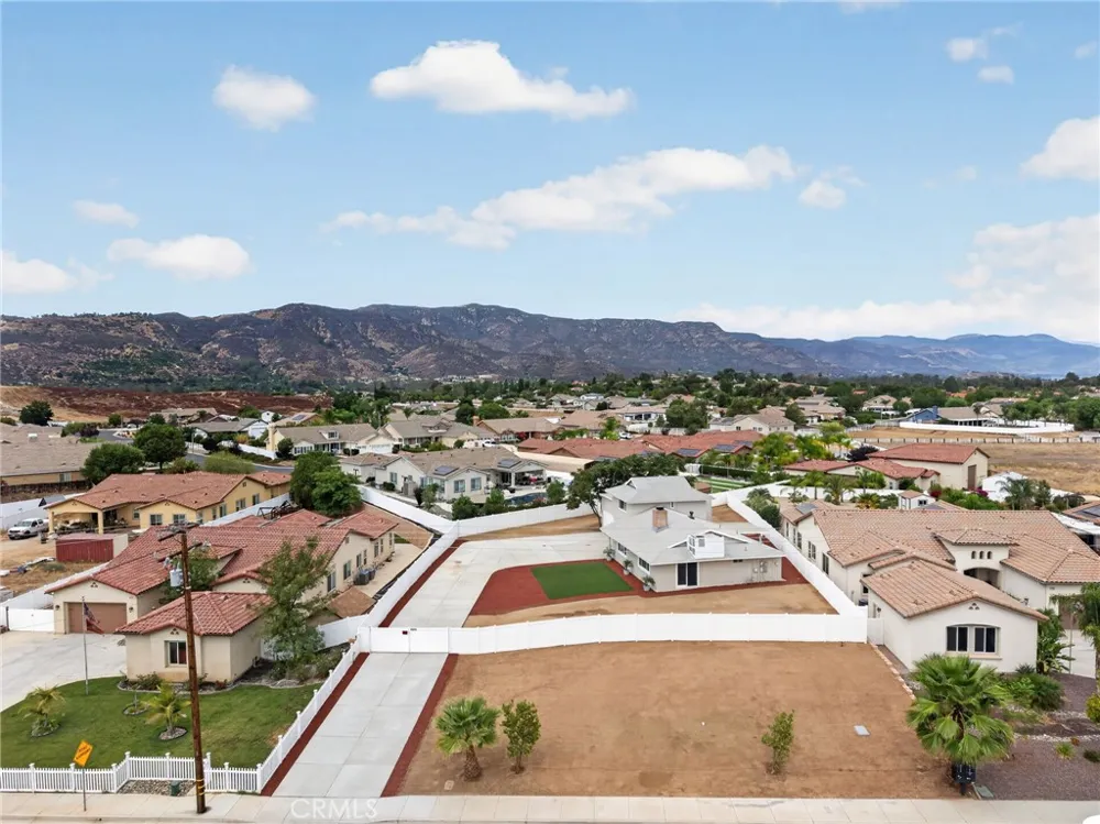 34915 Orange Wildomar, CA 92595