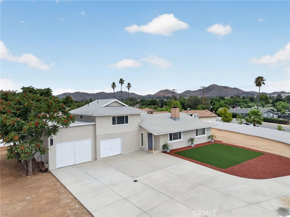 34915 Orange Wildomar, CA 92595