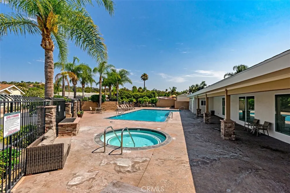 5815 La Palma Ave #304 Anaheim, CA 92807