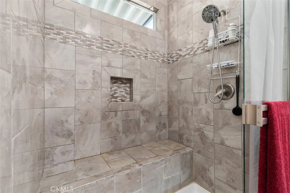 5815 La Palma Ave #304 Anaheim, CA 92807