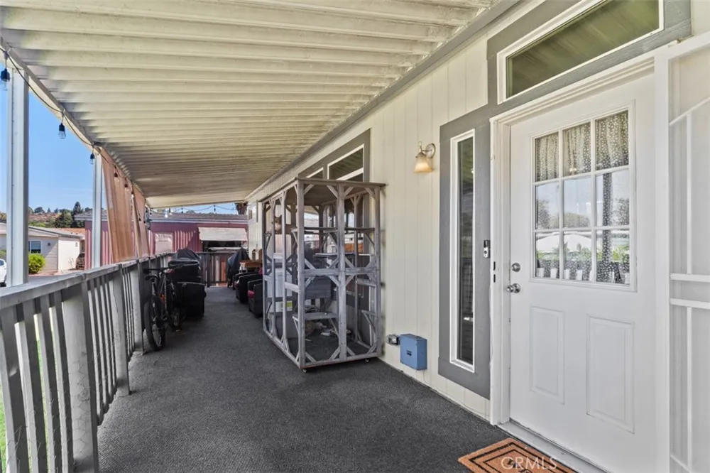 5815 La Palma Ave #304 Anaheim, CA 92807