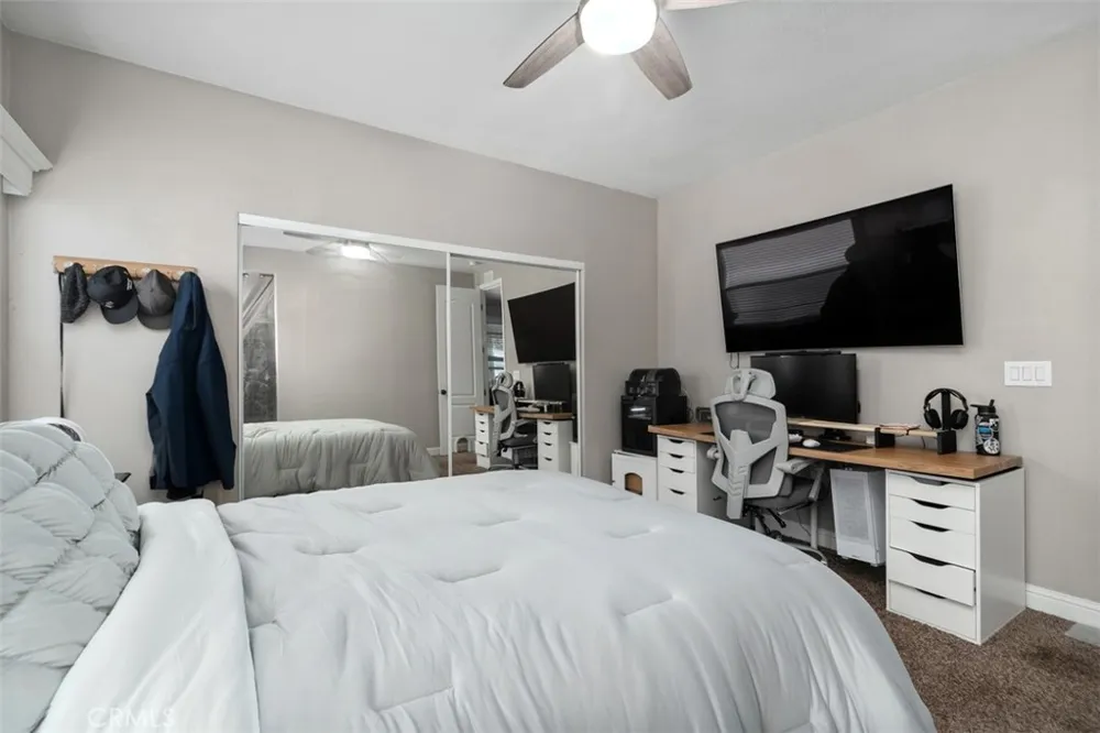 5815 La Palma Ave #304 Anaheim, CA 92807