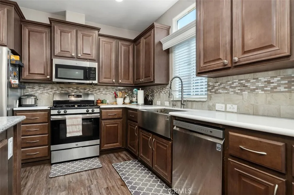 5815 La Palma Ave #304 Anaheim, CA 92807