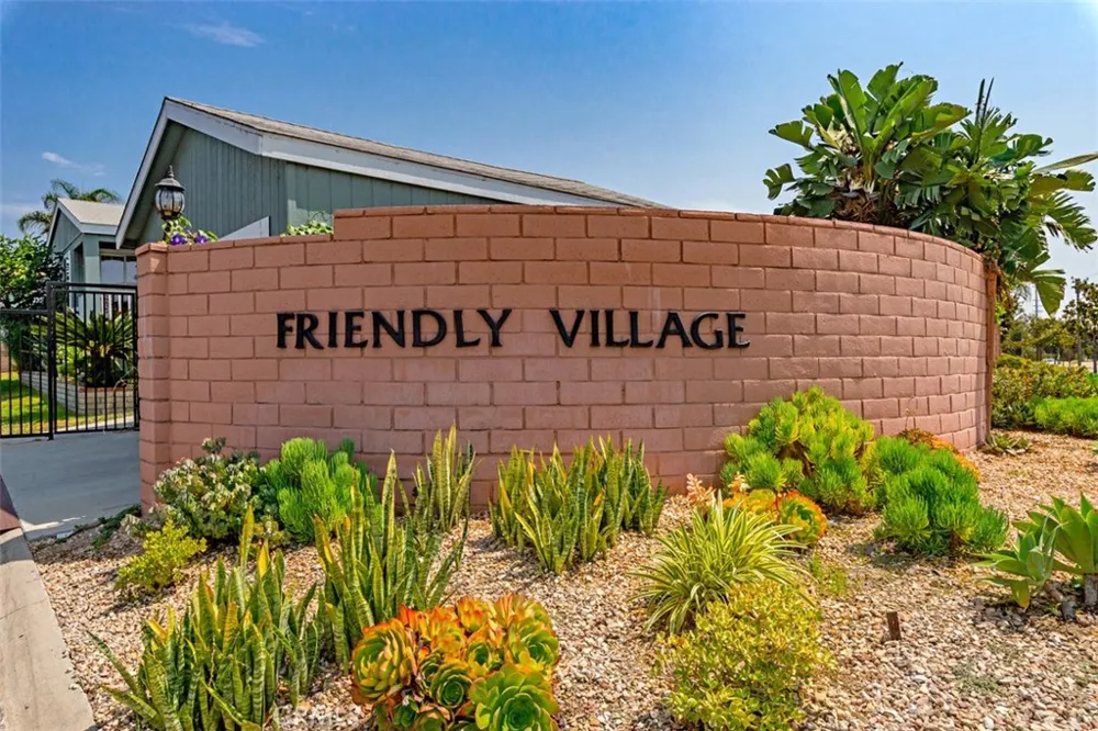 5815 La Palma Ave #304 Anaheim, CA 92807