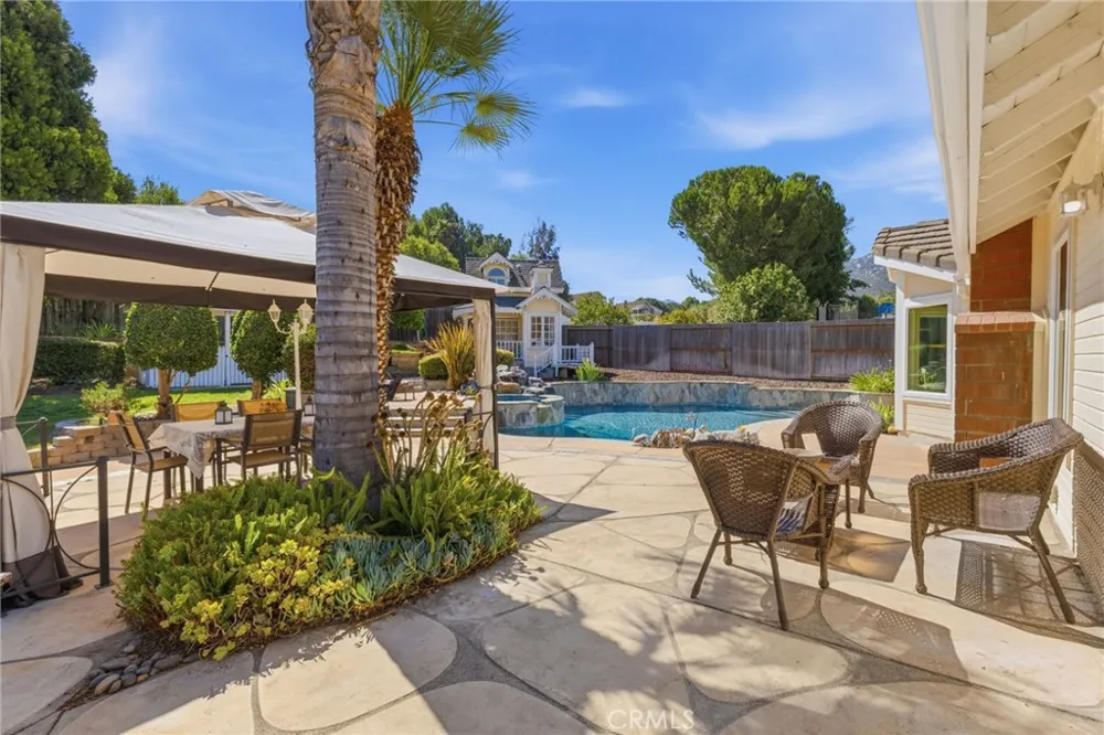 45768 Creekside Temecula, CA 92592