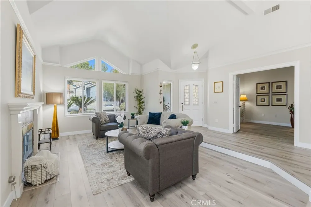 45768 Creekside Temecula, CA 92592