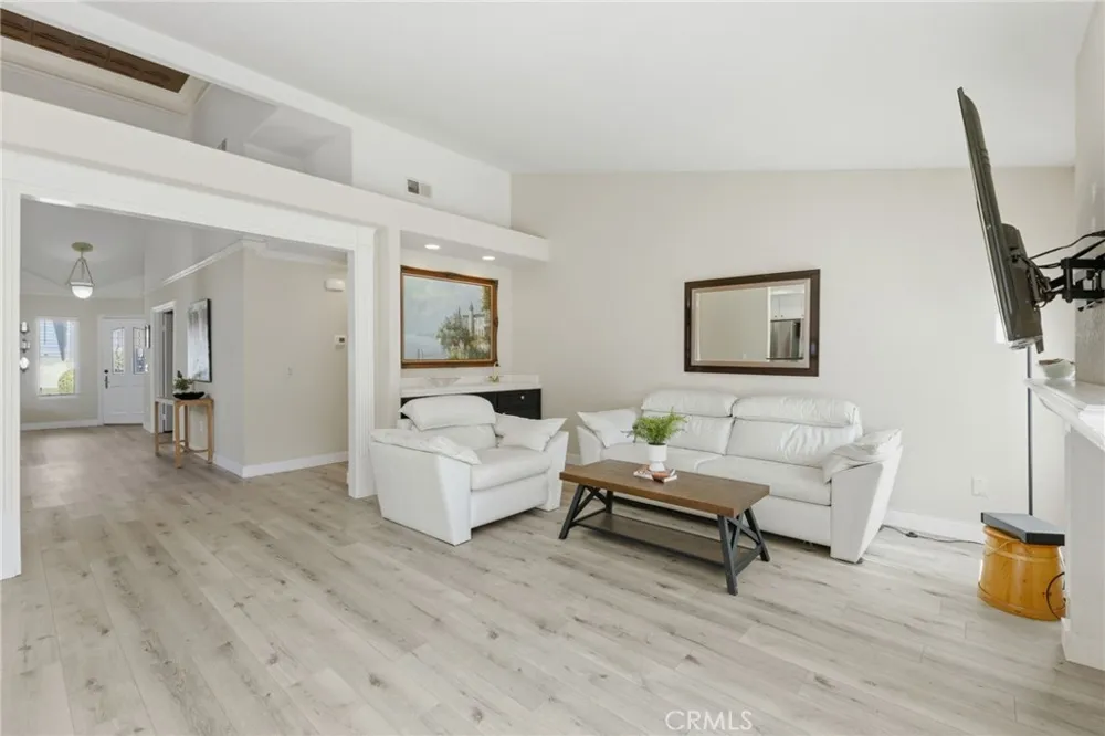 45768 Creekside Temecula, CA 92592
