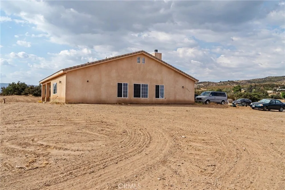 59340 Roger Lane Anza, CA 92539