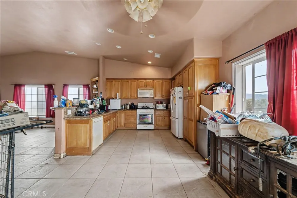 59340 Roger Lane Anza, CA 92539