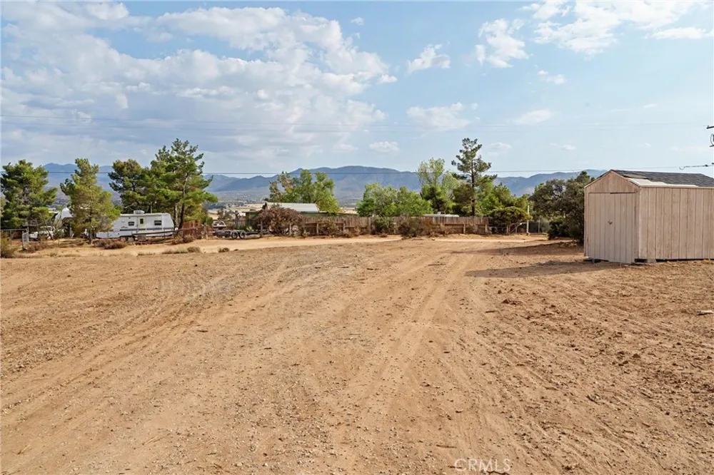 59340 Roger Lane Anza, CA 92539