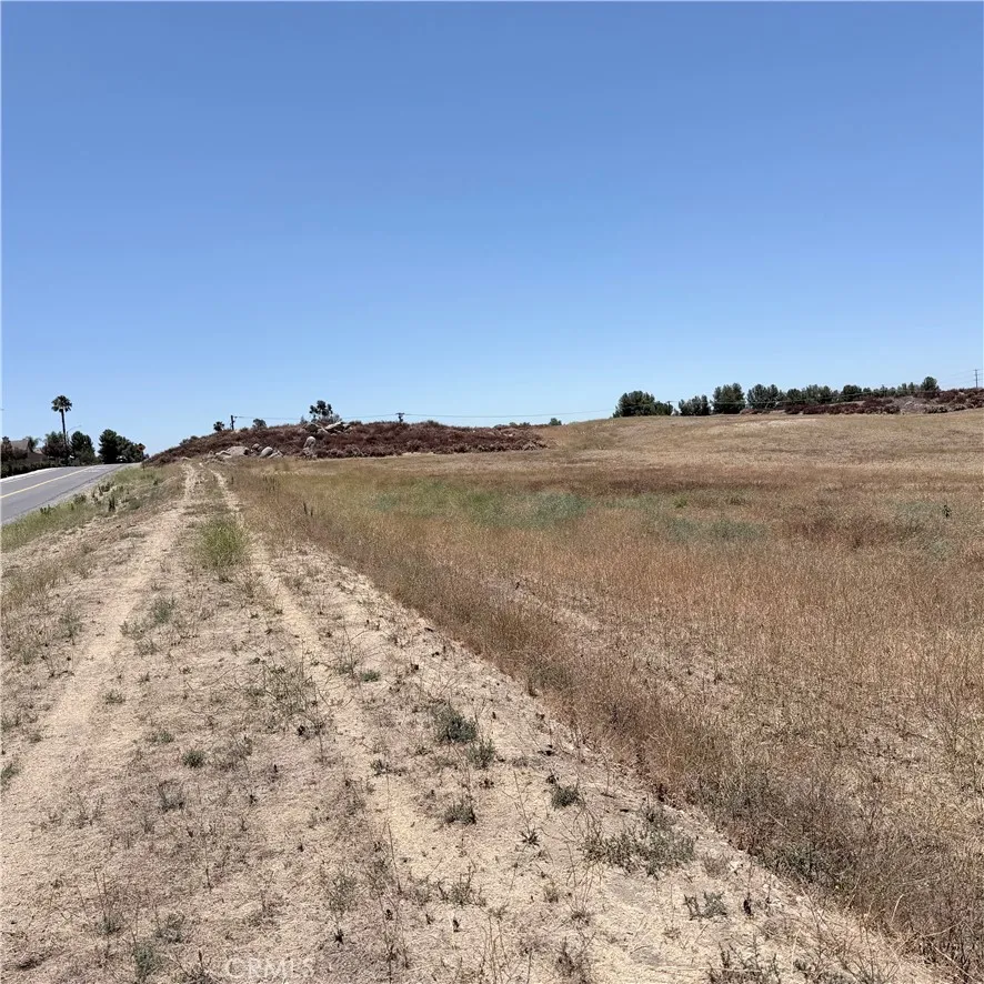 Van Gaale Lane French Valley, CA 92596