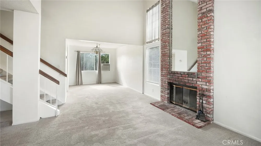42126 Roanoake Street Temecula, CA 92591