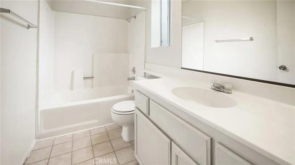 42126 Roanoake Street Temecula, CA 92591
