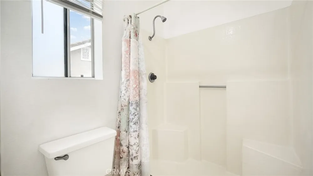 42126 Roanoake Street Temecula, CA 92591