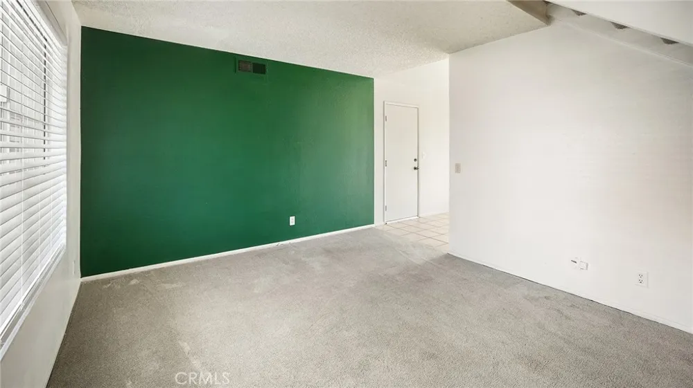 42126 Roanoake Street Temecula, CA 92591