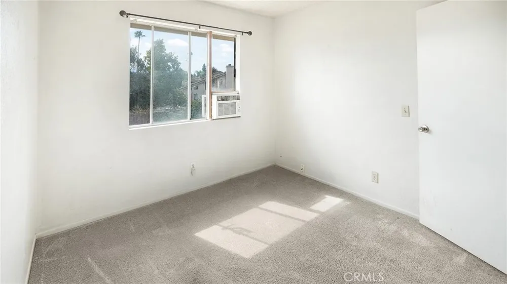 42126 Roanoake Street Temecula, CA 92591