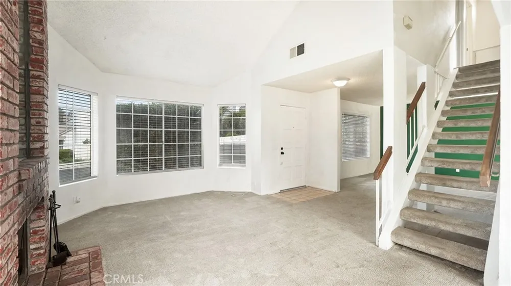42126 Roanoake Street Temecula, CA 92591