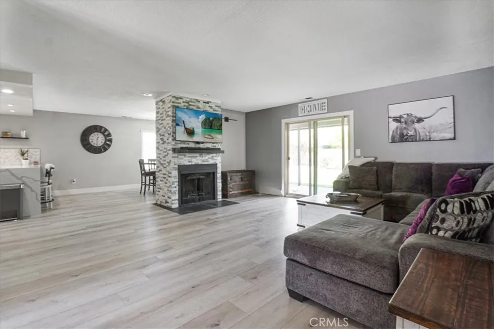 23662 Fair Weather Canyon Lake, CA 92587