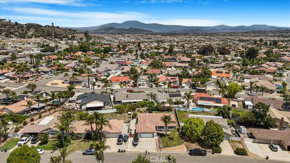 23662 Fair Weather Canyon Lake, CA 92587