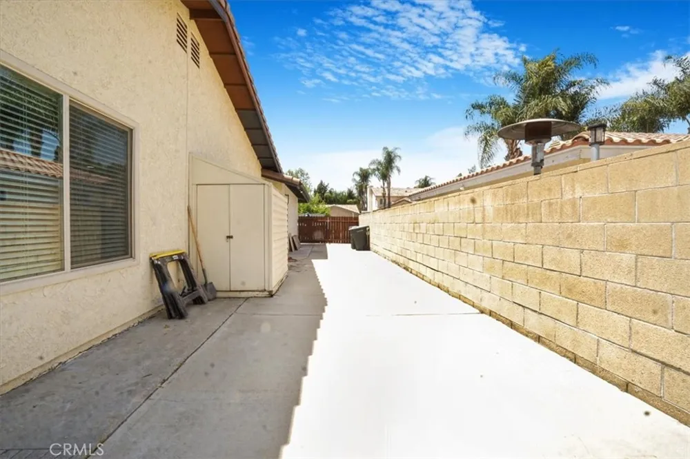 23662 Fair Weather Canyon Lake, CA 92587