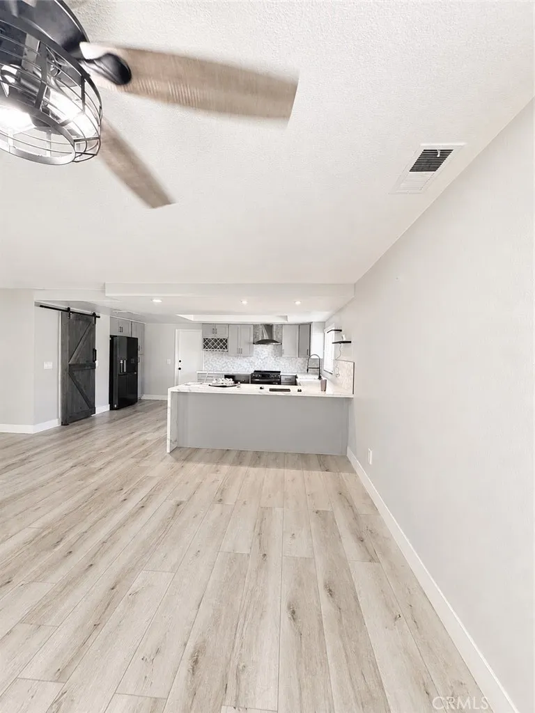 23662 Fair Weather Canyon Lake, CA 92587