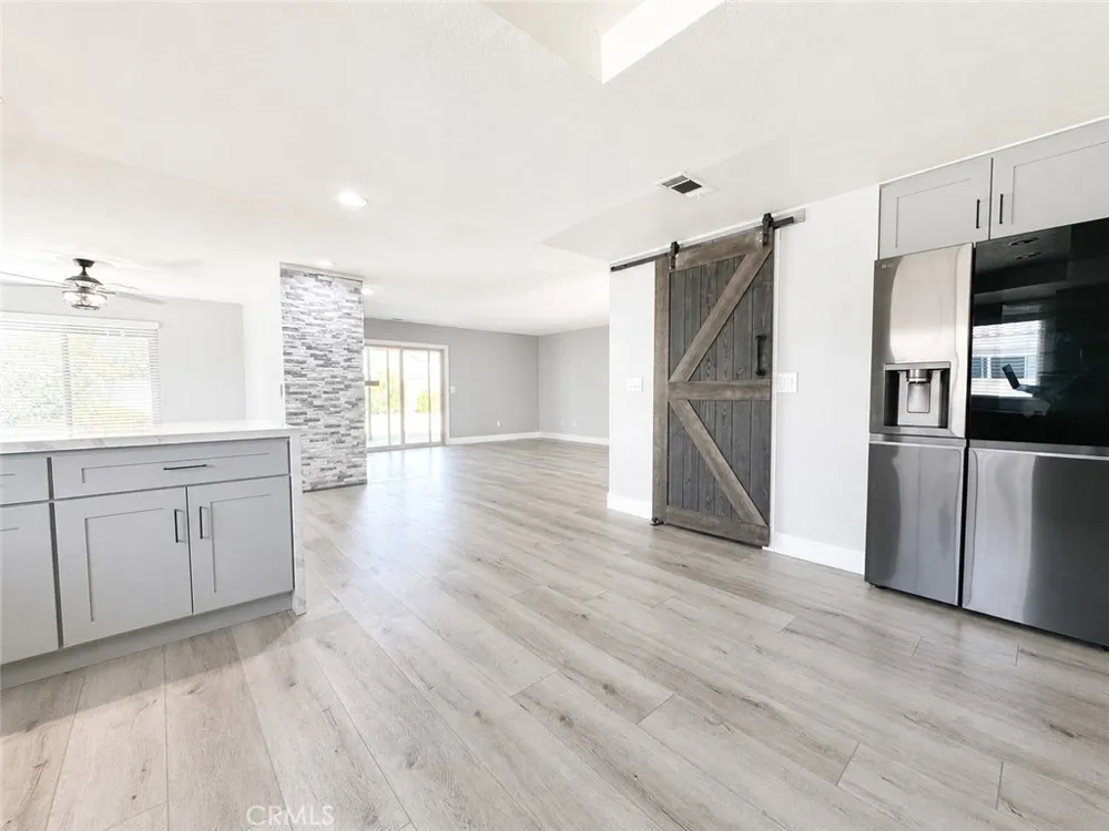 23662 Fair Weather Canyon Lake, CA 92587