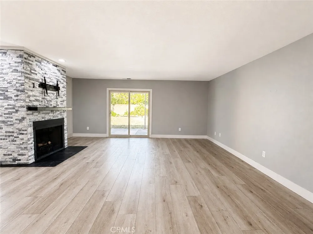 23662 Fair Weather Canyon Lake, CA 92587