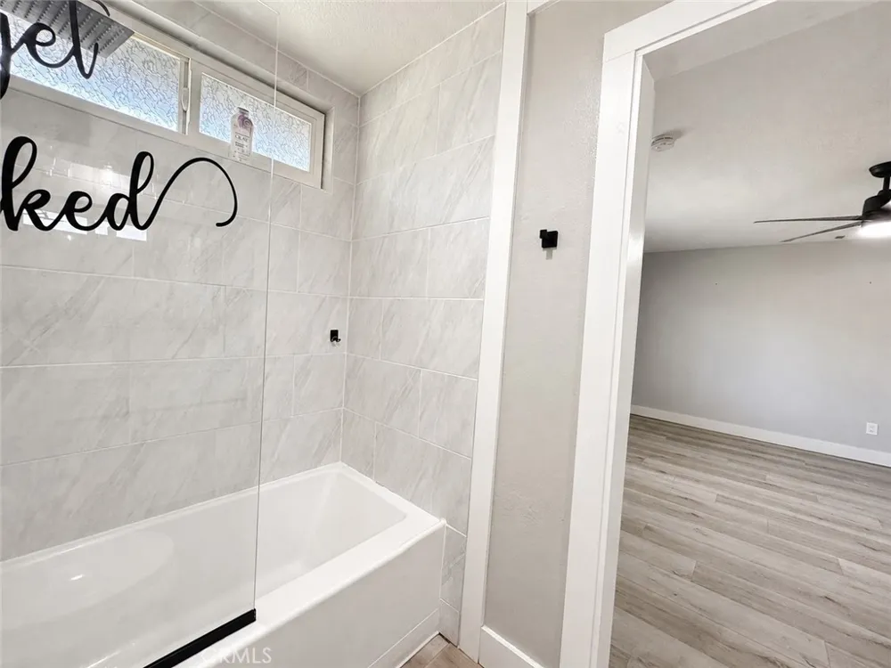 23662 Fair Weather Canyon Lake, CA 92587