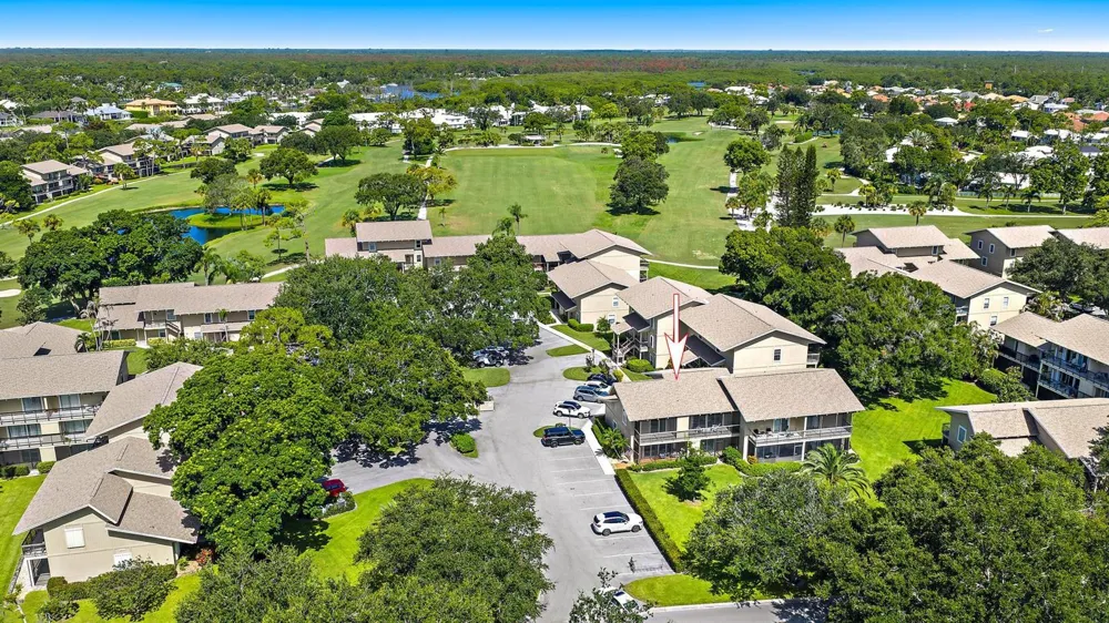 18480 SE WOOD HAVEN LANE #J Jupiter, FL 33469