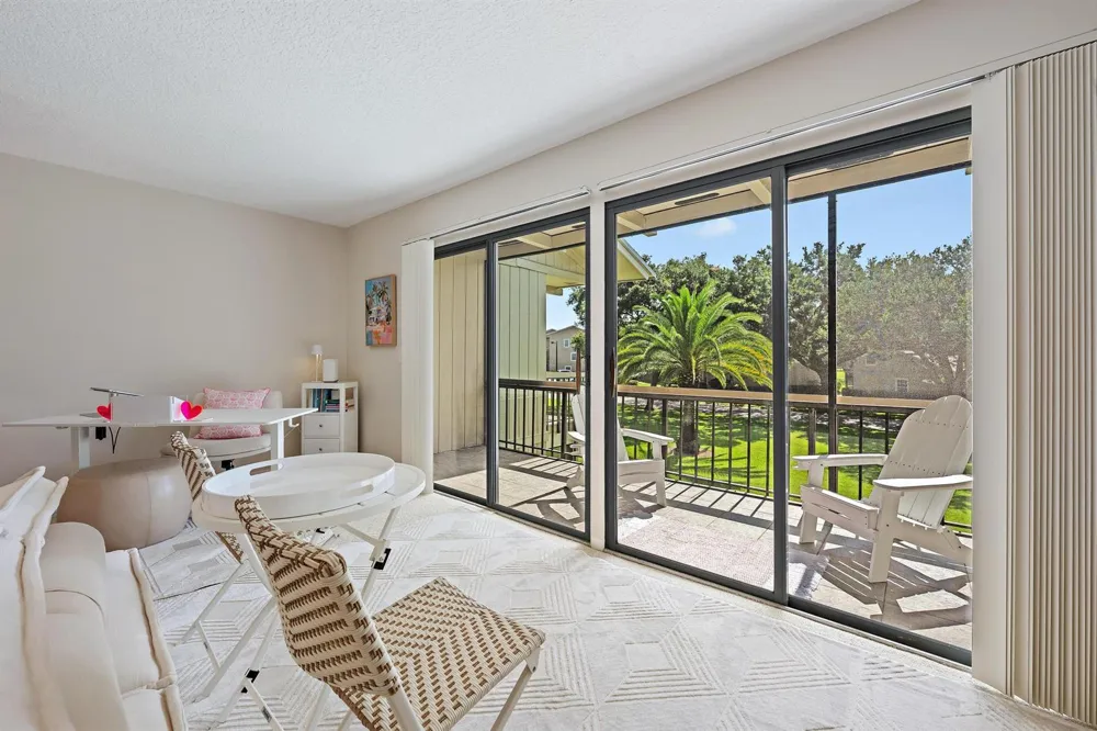 18480 SE WOOD HAVEN LANE #J Jupiter, FL 33469