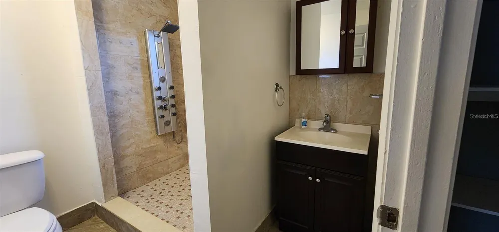 2408 KIMBERLY DRIVE Deltona, FL 32738