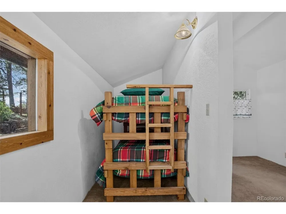 211 Calle De Lujan Shawnee, CO 80475