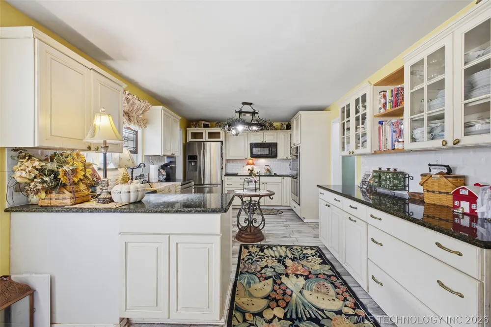 19661 County Road 3500 Fitzhugh, OK 74843
