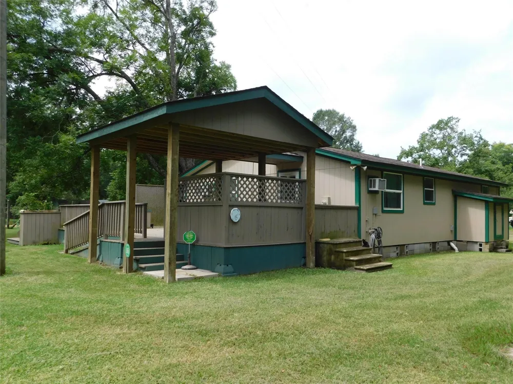 141 Martinez Street Coldspring, TX 77331