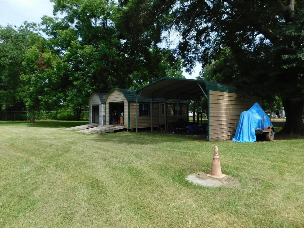 141 Martinez Street Coldspring, TX 77331