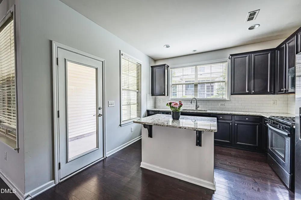 1124 Contessa Drive Cary, NC 27513