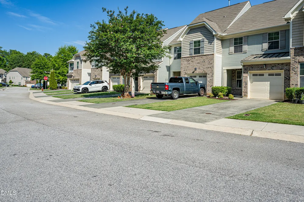 1124 Contessa Drive Cary, NC 27513