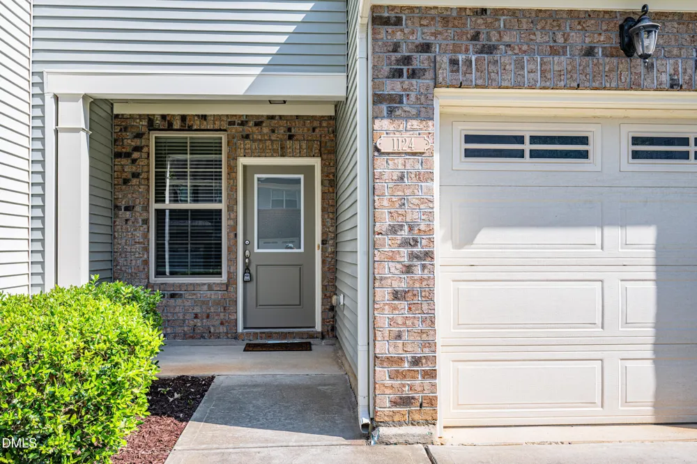 1124 Contessa Drive Cary, NC 27513