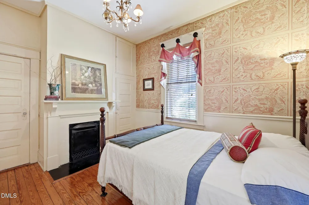 211 Barnette Avenue Roxboro, NC 27573