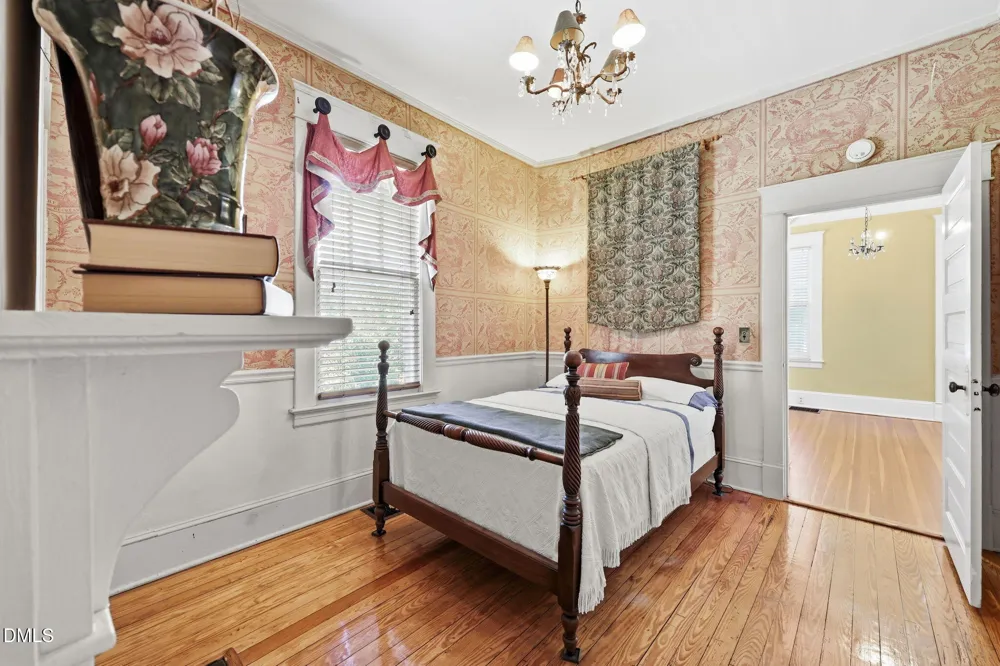 211 Barnette Avenue Roxboro, NC 27573