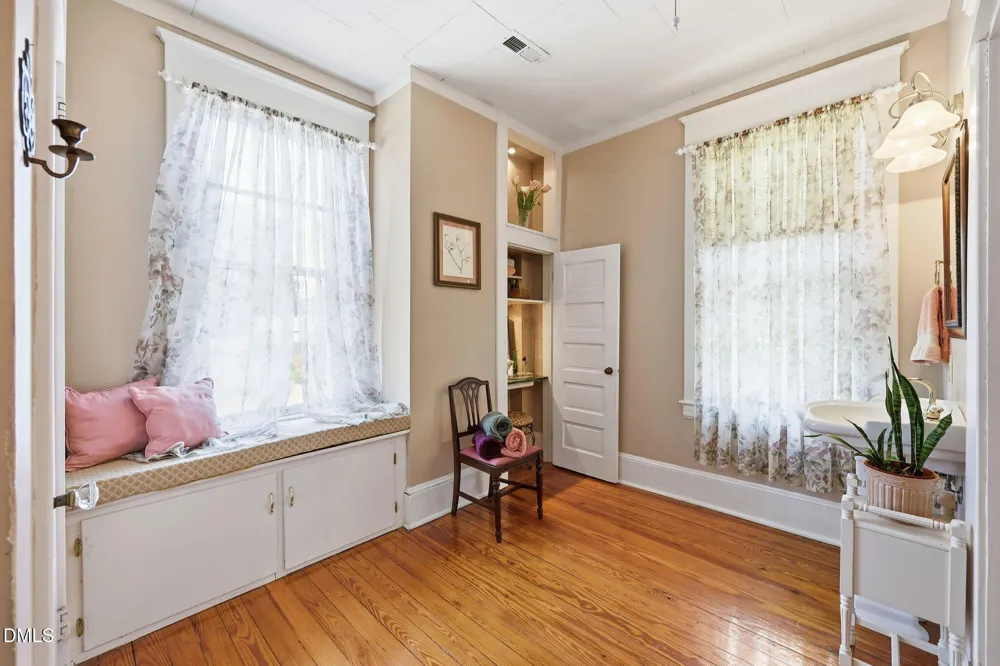211 Barnette Avenue Roxboro, NC 27573