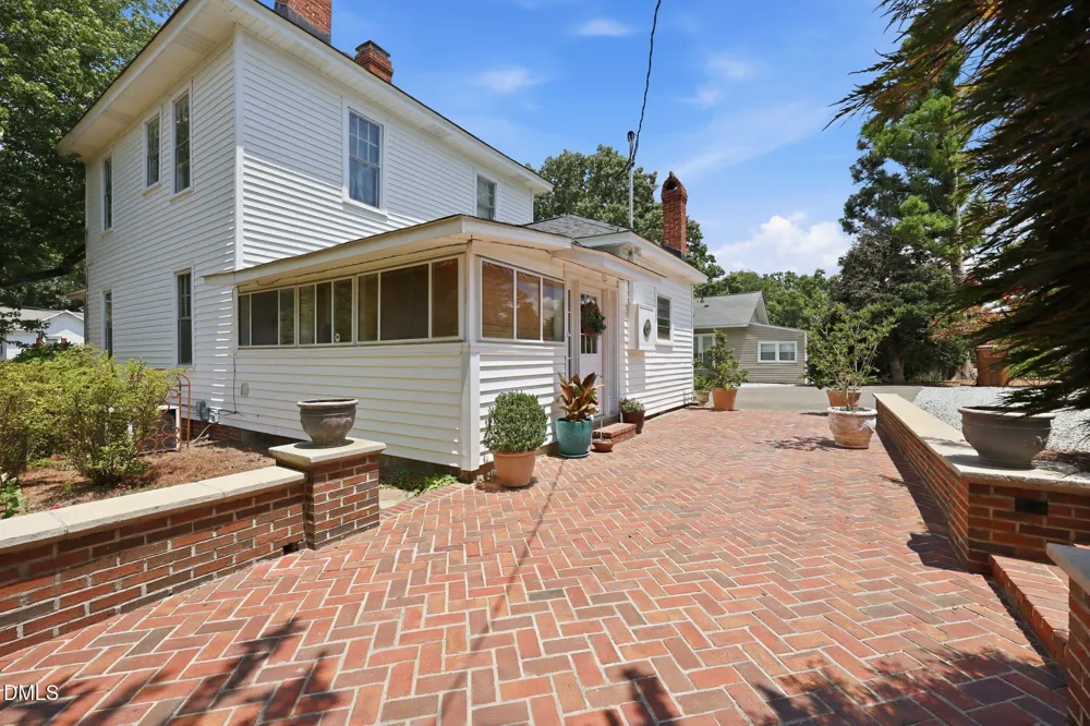 211 Barnette Avenue Roxboro, NC 27573