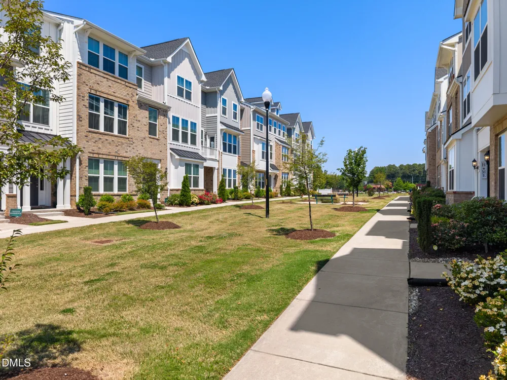 330 George Pine Way Knightdale, NC 27545